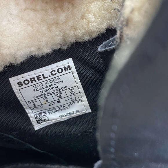 Sorel Joan of Arctic Mid Lace Up Wedge Black Leather Shearling Sz 8 - Picture 10 of 11